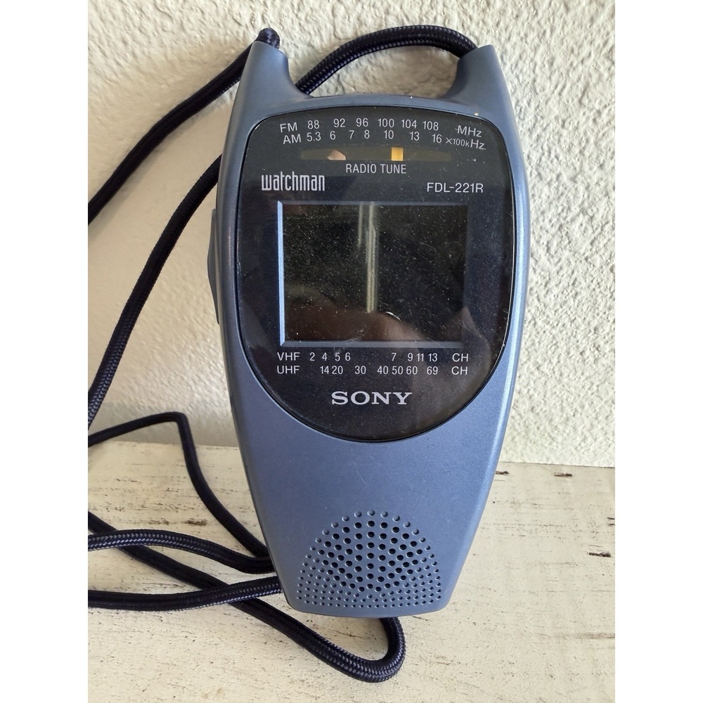 Sony Watchman FDL-221R 2.2 Color LCD TV Combo AM/FM Radio Tested Not Work BLUE)
